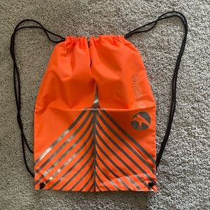 Oiselle Spike Bag